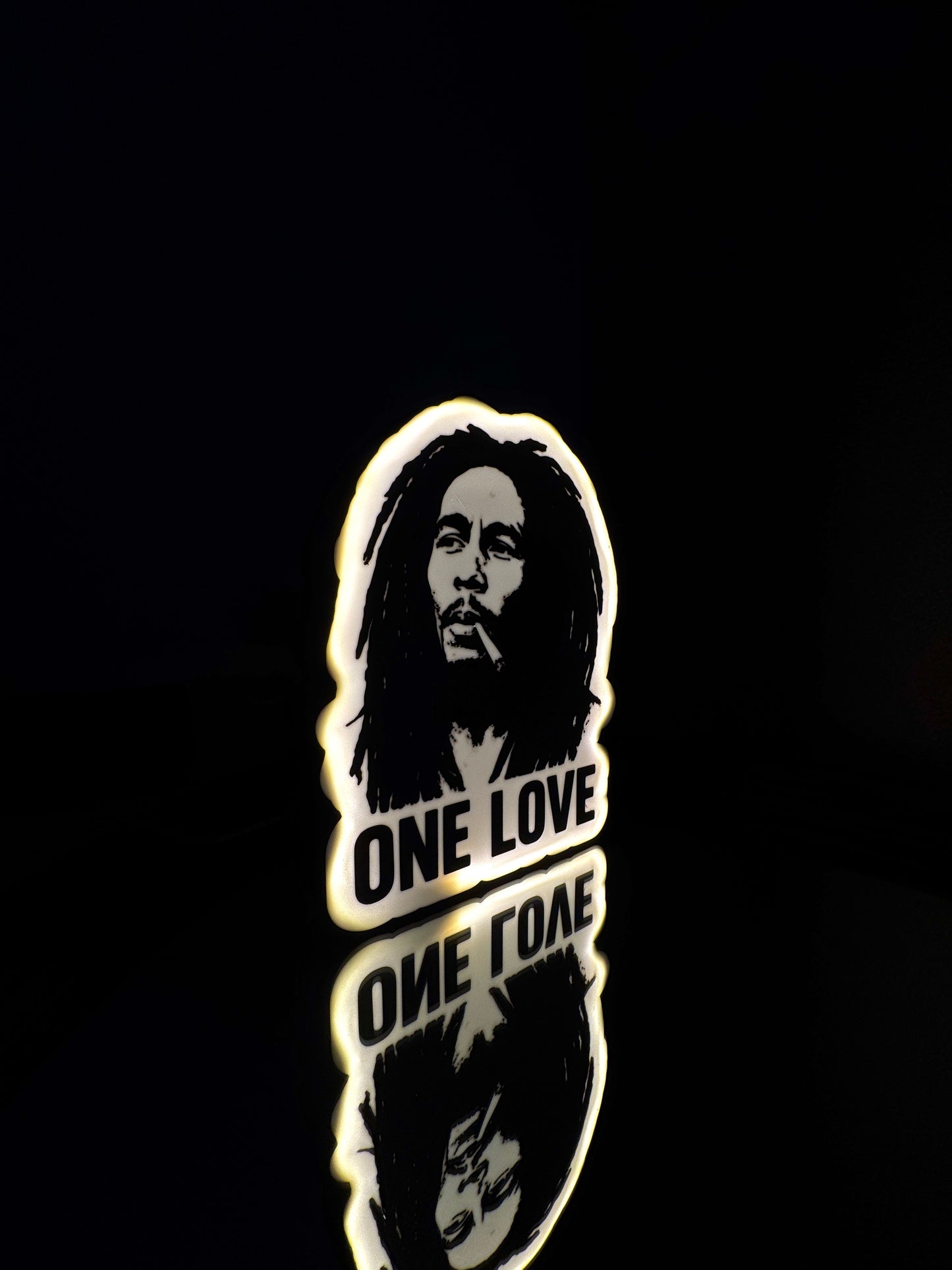 Lightbox “One Love” (NFC integrato) – ispirata a Bob Marley