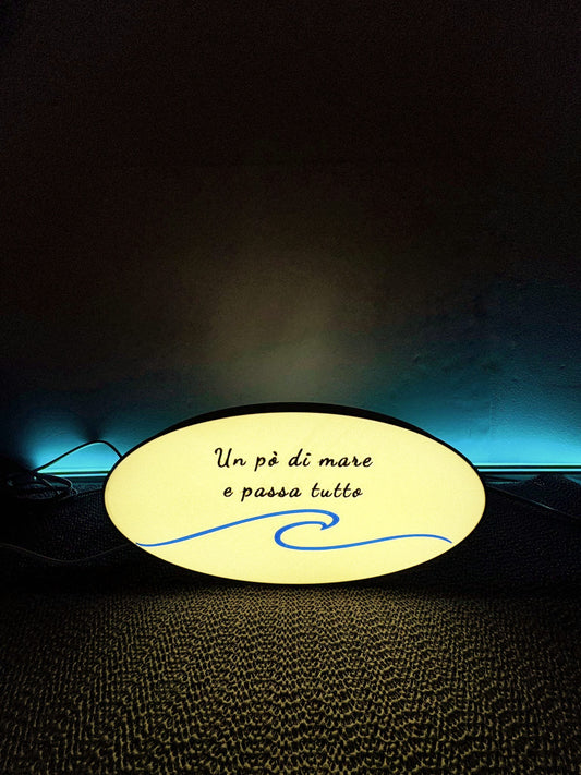 Lampada 3D "Un Po' di Mare e Passa Tutto" | Regalo Estate
