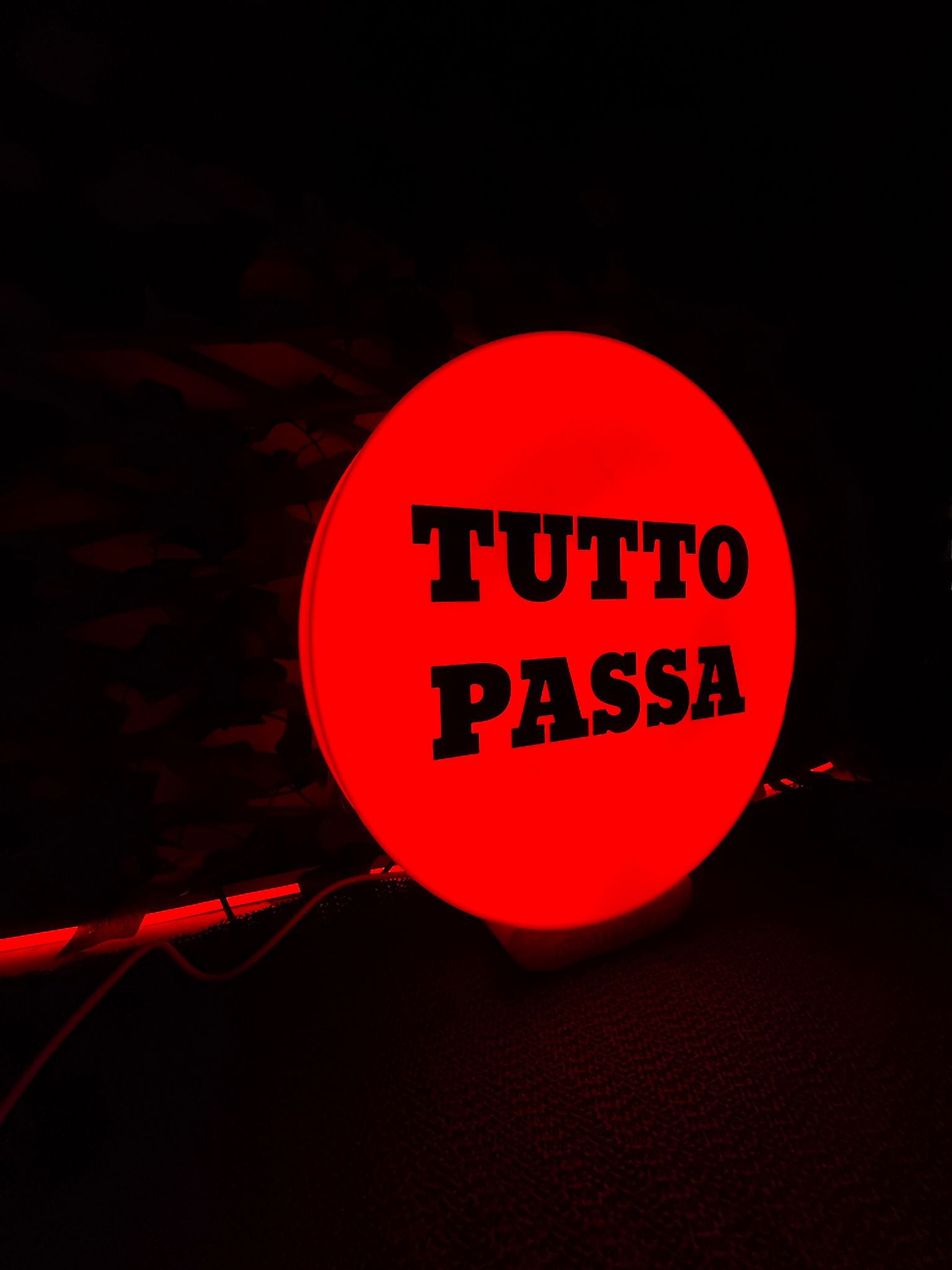 Lightbox 3D Tutto Passa con luce LED calda – lampada motivazionale artigianale Made in Italy